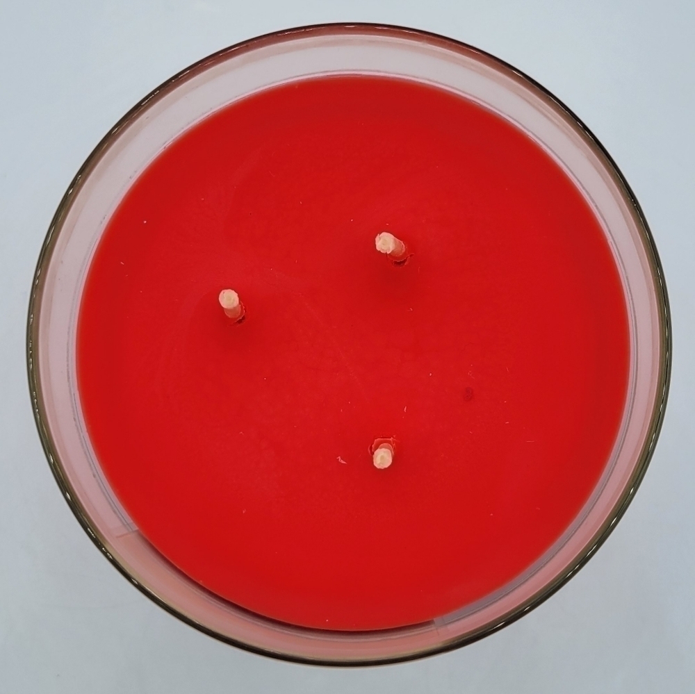 Bath & Body Works Farmstand Apple 3 Wick candle - Picture 2 of 4